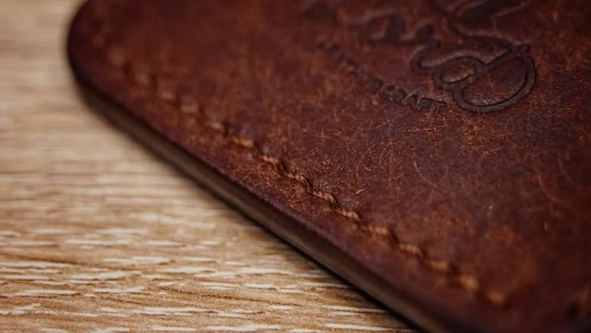 The Lumby - Double-sided cardholder, photo 11