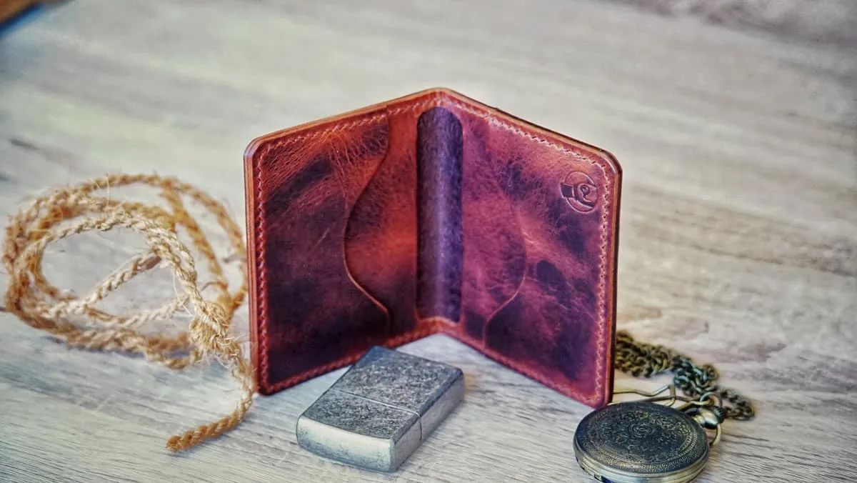 Classic - Minimalist Bi-fold Cardholder, photo 12