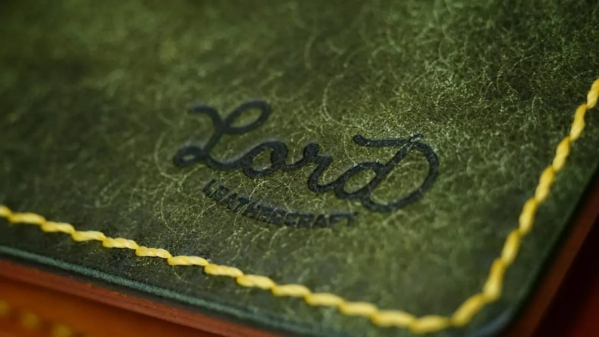 Wings 2 - Bi-fold Wallet, Yellow & Olive, photo 16