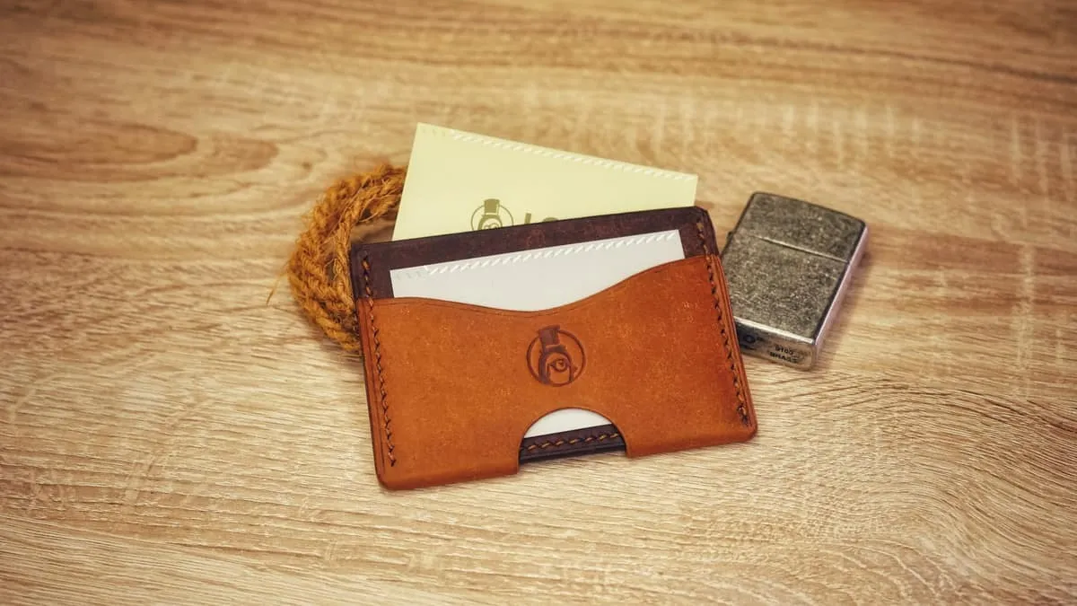 Nest 2 — Minimalist Card Holder, horizontal, photo 2