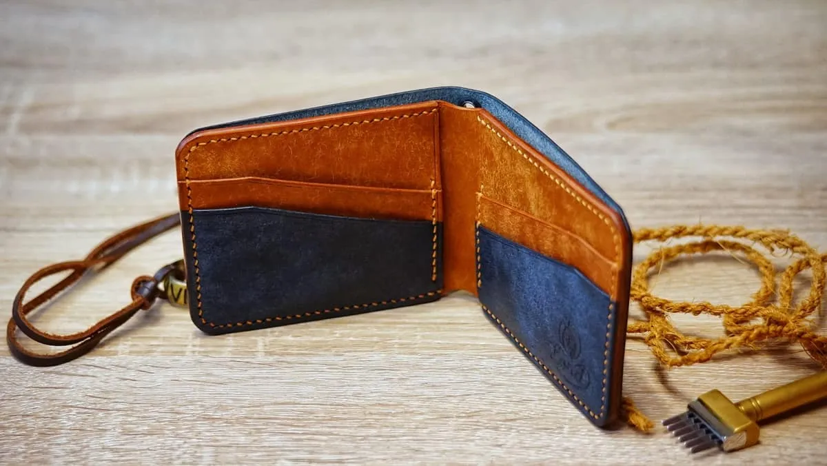Wings 2 - Bi-fold Wallet, Navy & Cognac, photo 3