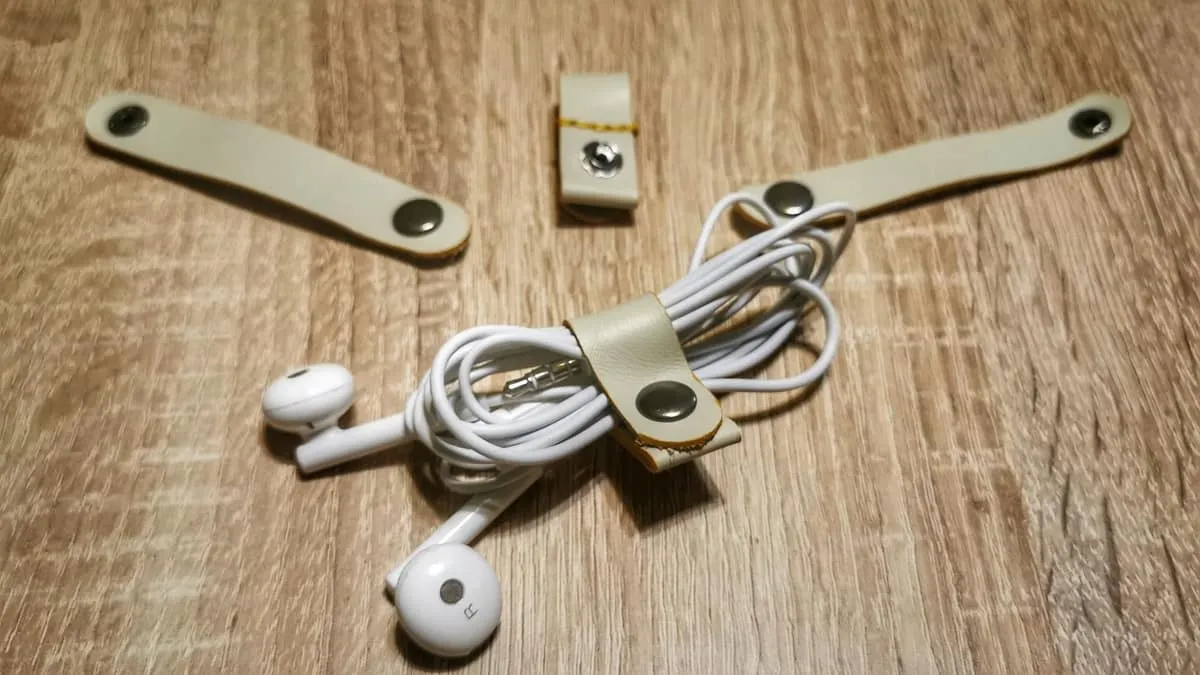 Cable strap with stitching, photo 3