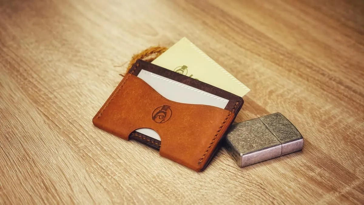 Nest 2 — Minimalist Card Holder, horizontal, photo 3