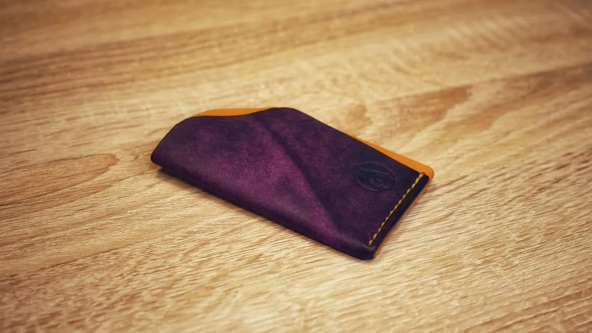 Hug 2 — Minimalist card holder, photo 30