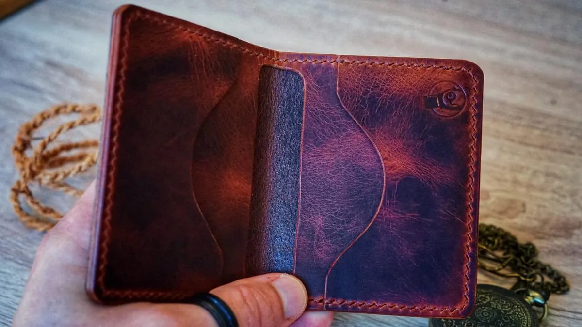 Classic - Minimalist Bi-fold Cardholder, photo 4
