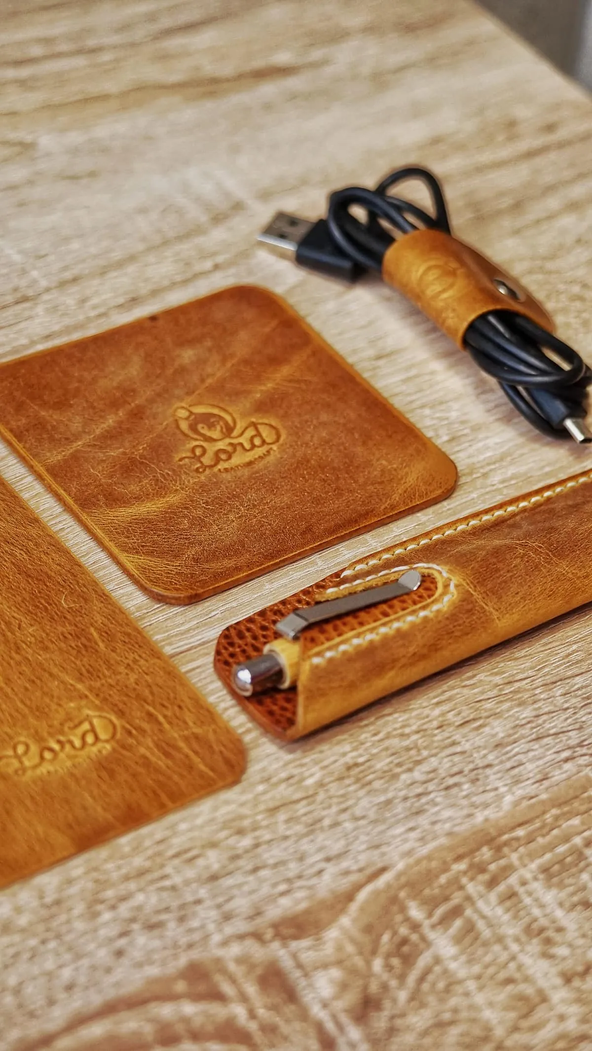 Desk kit - Pen case, coaster, clippy, and desk mat, photo 4