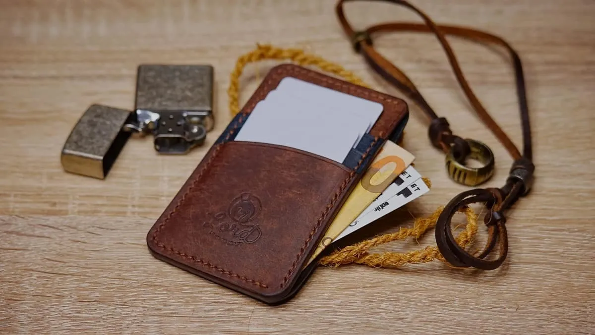 The Lumby - Double-sided cardholder, photo 5