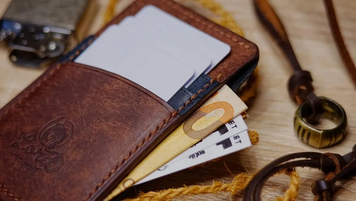 The Lumby - Double-sided cardholder, photo 6