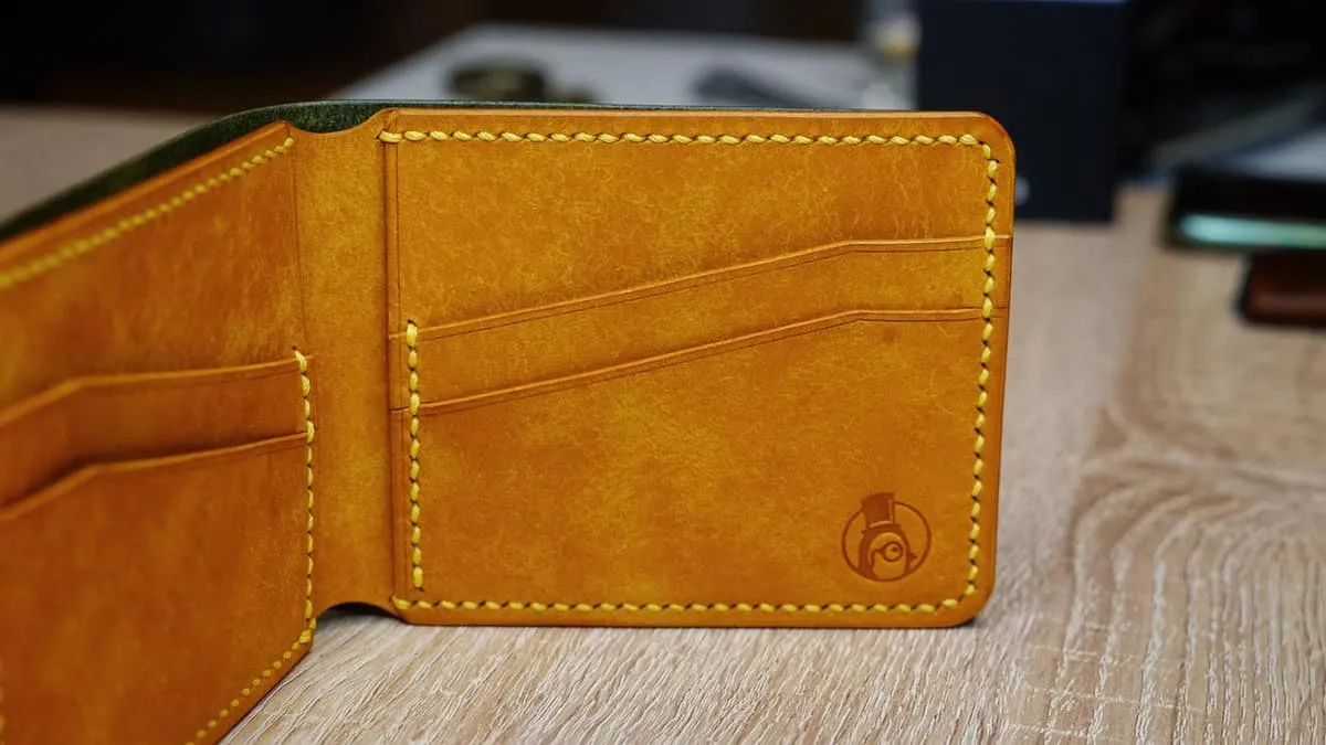 Wings 2 - Bi-fold Wallet, Yellow & Olive, photo 9